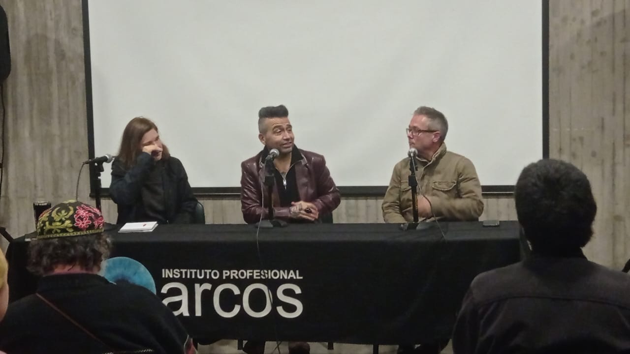 Betina Perut e Iván Osnovikoff, conversatorio por El astuto mono Pinochet en ARCOS