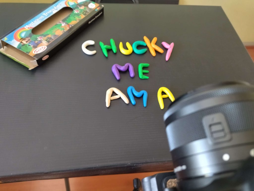 Chucky me ama, videoclip en Stop Motion realizado por audiovisualista de ARCOS