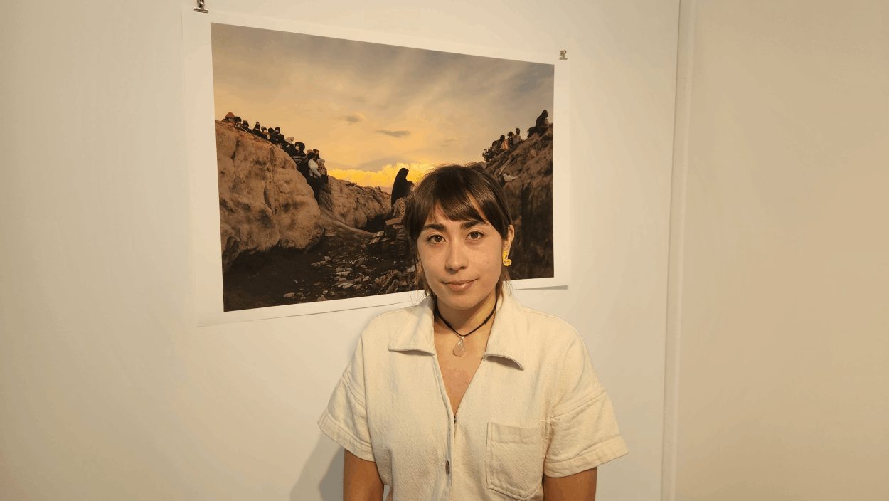 Ailen Díaz Escobar, autora de Zona Migratoria, exposición en Fotogaleriarcos.