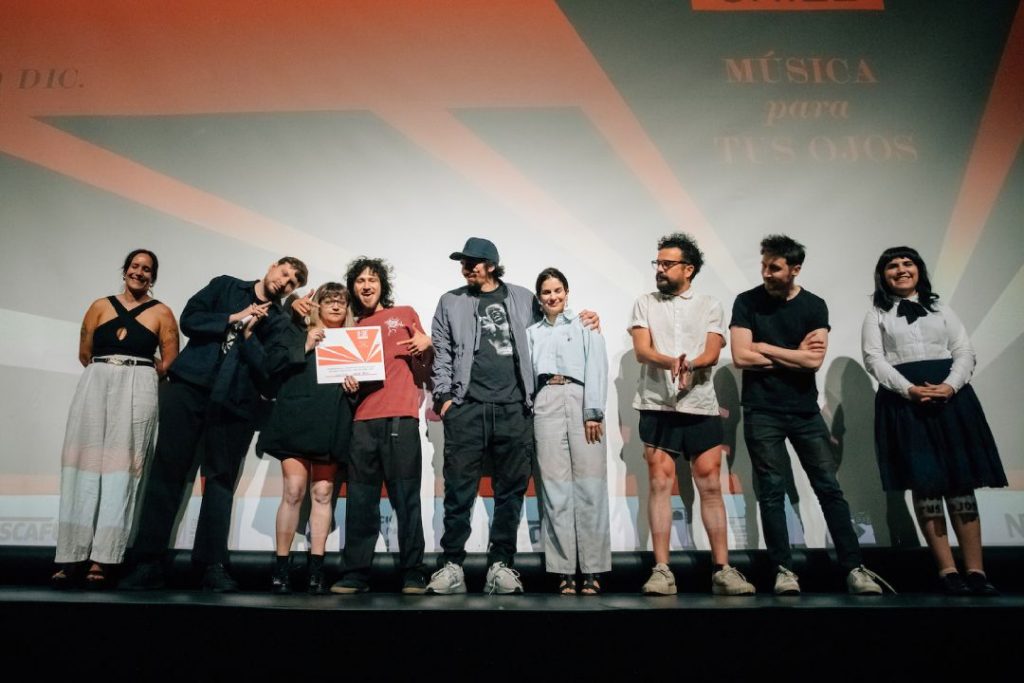 Esto es Rock (Hecho en Chile) ganador al Mejor Cortometraje Nacional en XIX IN-EDIT CHILE