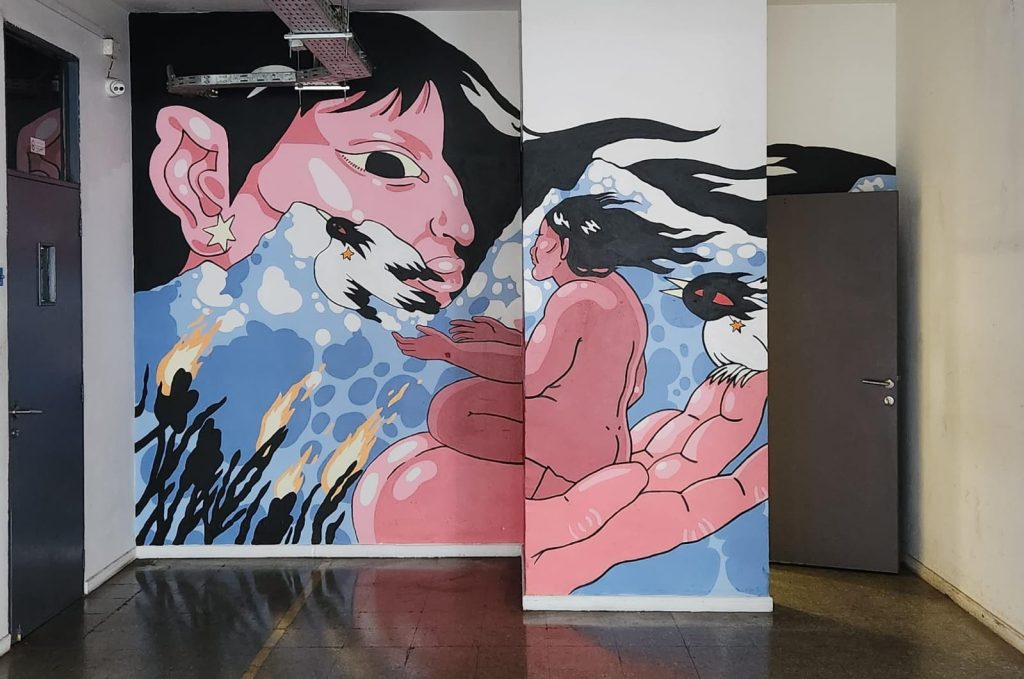 Mural Casa Central Peñalolén para el relanzamiento de los baños plurigénero