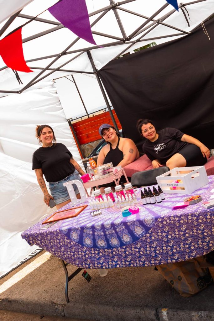 Stand dentro de Espacio MIX, evento organizado por estudiantes de ARCOS