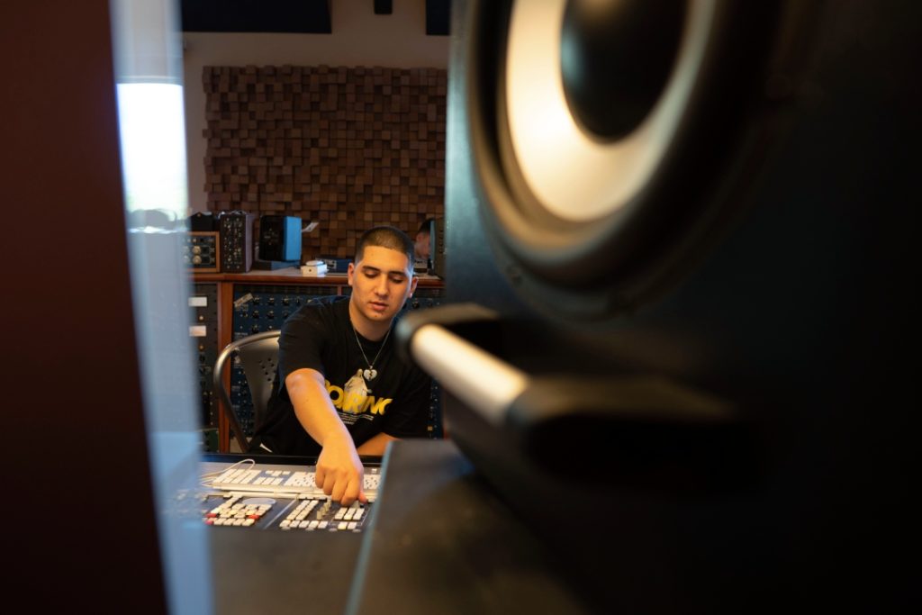 Joaquín Calderón, Magicenelbeat, productor musical que será parte del diplomado en música electrónica y Beatmaking en Ableton Live