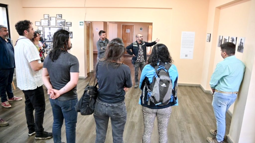 Visita de ARCOS y Valparaíso Creativo a Fundación Trenzados en Llayllay