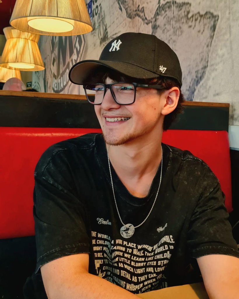 Hans Braukmann, estudiante de ARCOS, participante de Got Talent Chile