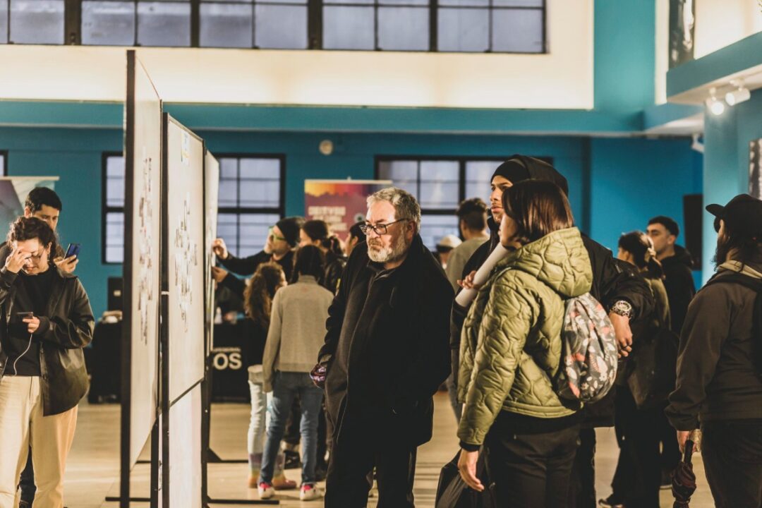 COLECTIVO DE ARTE CONVERSAN SOBRE SU ENCUENTRO FOTOGRÁFICO MEKÁNICA CON VALPARAÍSO CREATIVO Y ARCOS.