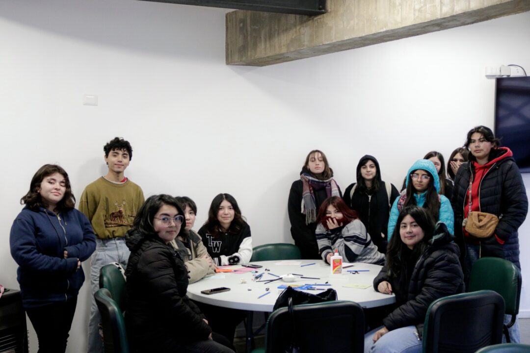 ARCOS PUERTAS ABIERTAS - CON MÚSICA Y TALLERES CREATIVOS, ESTUDIANTES SECUNDARIOS DISFRUTARON VISITA A ARCOS VALPARAÍSO