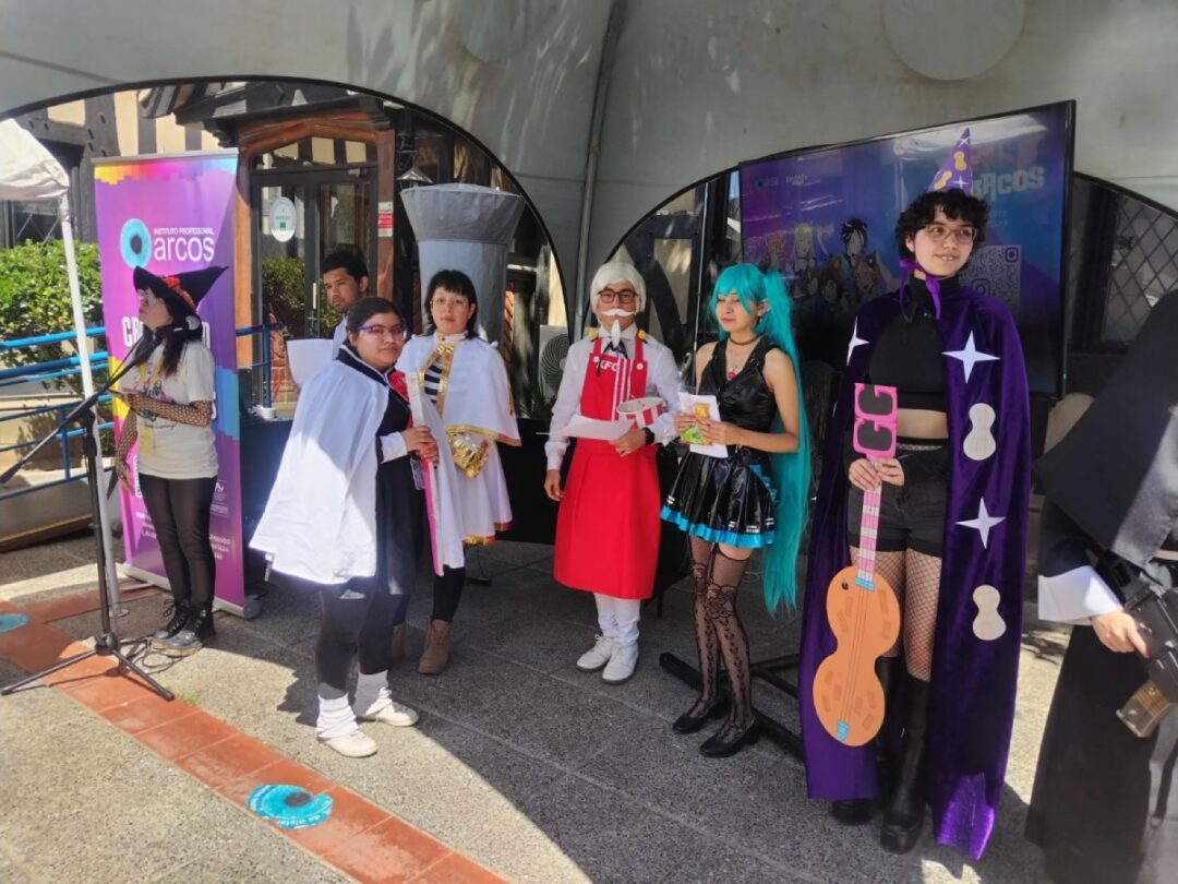 FERIARCOS EDICIÓN HALLOWEEN EN ARCOS VIÑA DEL MAR - ESCUELA DISEÑO Y MULTIMEDIA