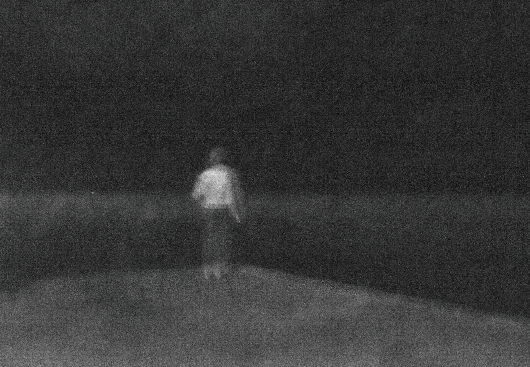 Registro para exposición en FOTOGALERÍARCOS - Entre las formas del silencio de Camila Castro.