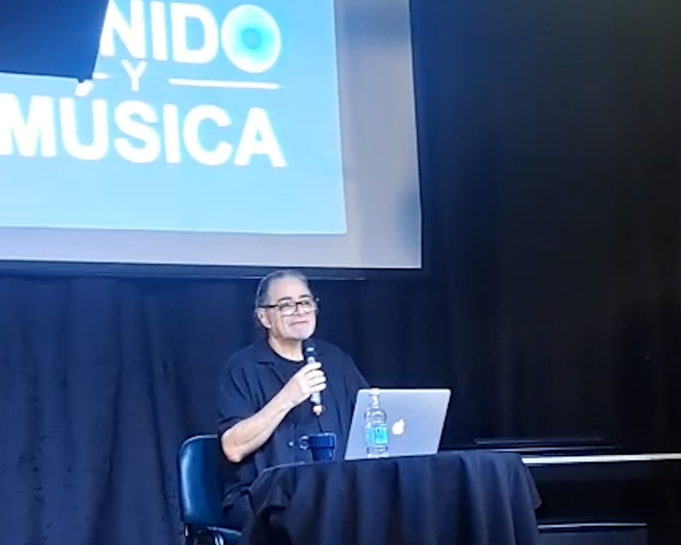 Adam Moseley en Auditorio I.P. ARCOS, invitado por Escuela de Sonido y Música